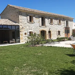  Bed & Breakfast Mas Le Jas