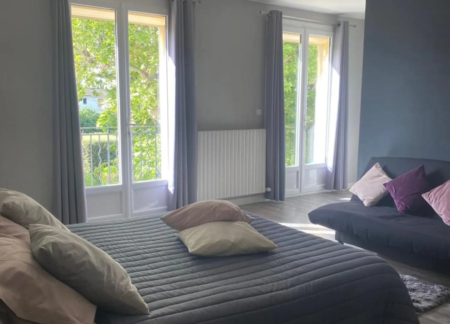 Location Appartement 1 Chambre Et Dependance En Supplement Voir Infos Importantes Dans Un Mas Provencal Au Coeur Du Luberon Cavaillon Apartment